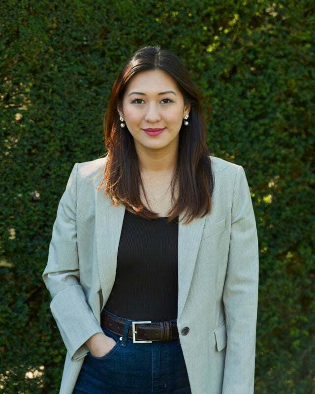 Corporate & Headshot & Portrait Photographer London Bow