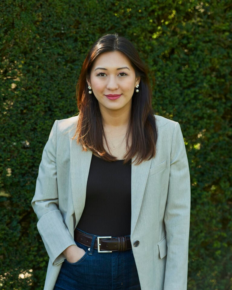 Corporate & Headshot & Portrait Photographer London Bow