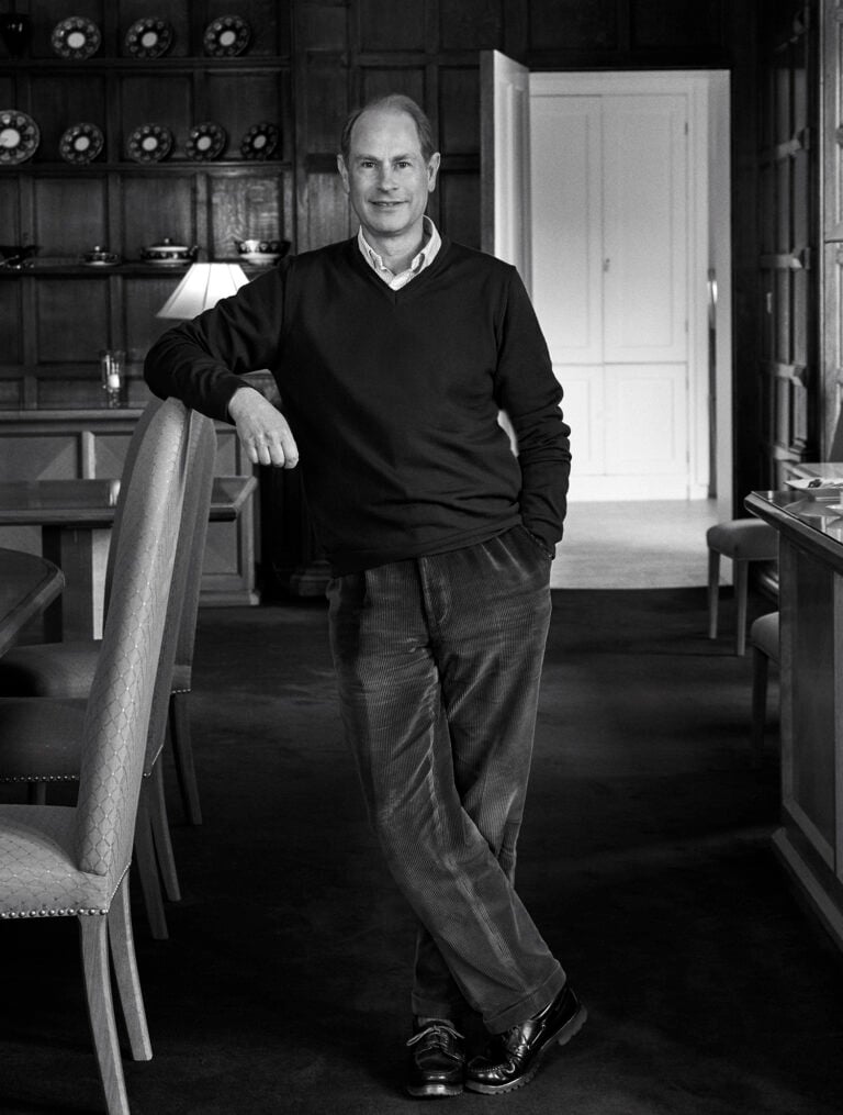 Corporate & Headshot & Portrait Photographer London Bow