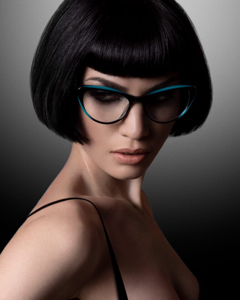 Beauty & Fashion & Product Photographer