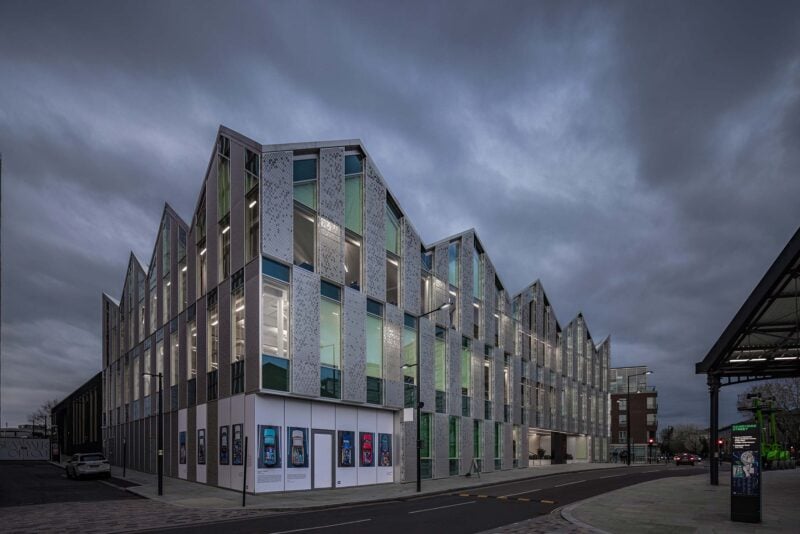 Commercial & Product & Still life Photographer