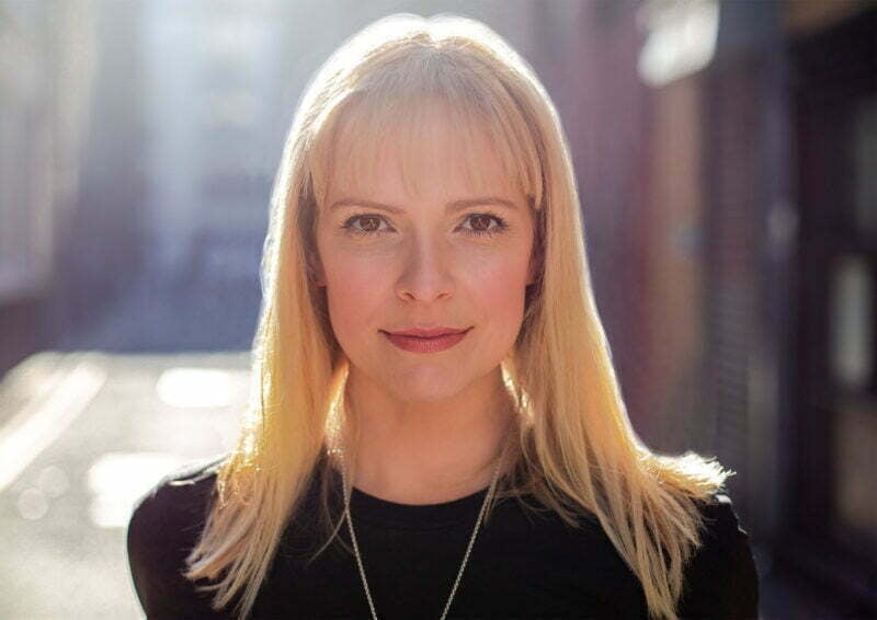Corporate & Headshot & Portrait Photographer