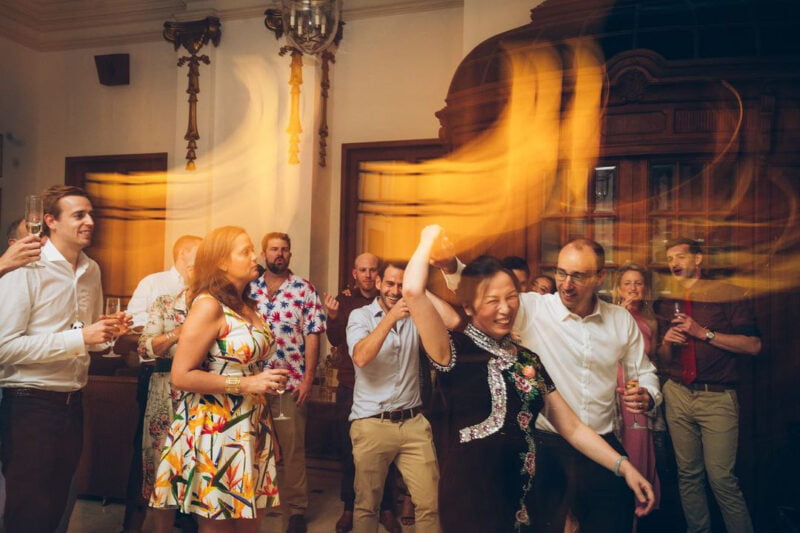 Wedding party dancing photograph in Kent